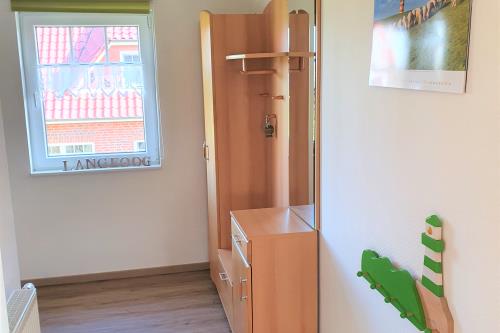 Langeoog Ferienwohnung Ferienhaus Katja und Ralf Heimes - 2 - Garderobe