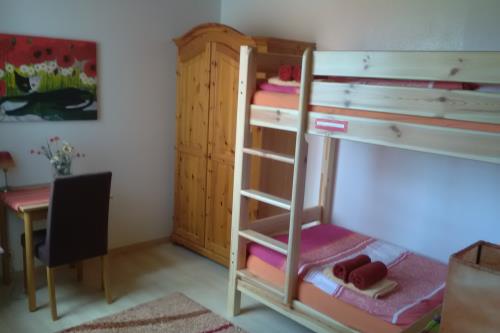 Langeoog Ferienhaus Baldes - Kinderhochbett