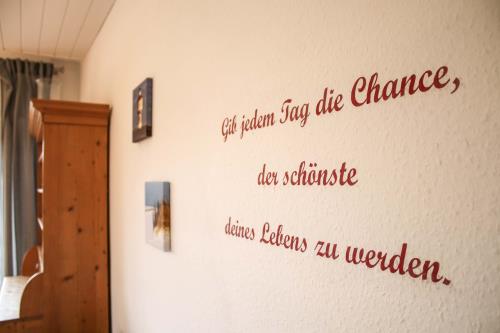 Langeoog Vermietung am Meer – Ferienwohnung Salini - Wohn-/Esszimmer