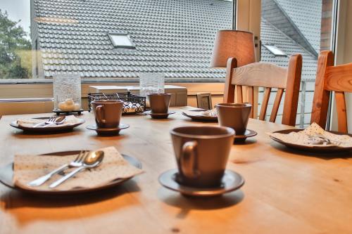 Langeoog Vermietung am Meer – Ferienwohnung Salini - Wohn-/Esszimmer