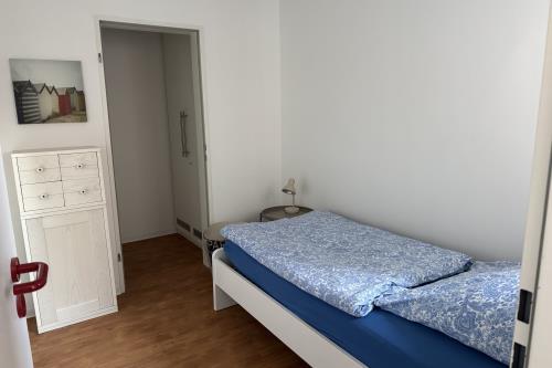 Langeoog Ferienwohnungen Fritz-Reuter-Straße - Parterre - Schlafzimmer 3 Einzelbett