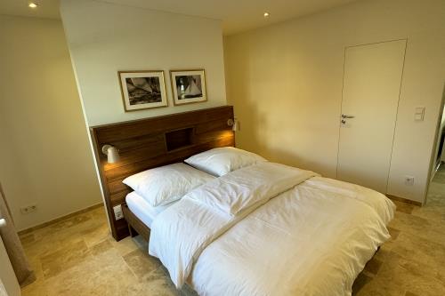 Langeoog Ferienwohnung Polderhus - 1 - Schlafzimmer 2 mit Bad en-suite