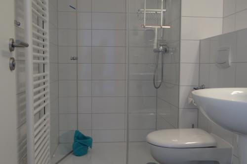 Langeoog Ferienwohnung Friesengut FeWo Schlattmann F**** - ARNE - Whg. ARNE: Bad 2