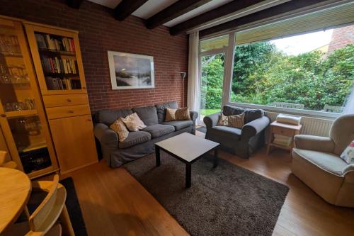 Langeoog Ferienhaus Us Langeoog - Friesenhus - Wohn- und Essbereich