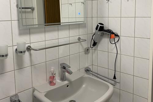 Langeoog Ferienwohnung Gästehaus Joachim Bohnhorst - 2 - Badezimmer