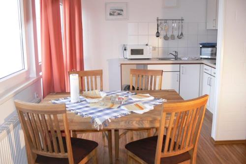 Langeoog Ferienwohnung Haus Kettelhack - Wohnzimmer KA