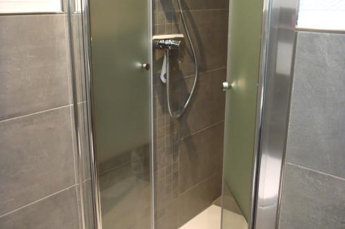 Langeoog Ferienwohnung Haus Wilken - Steuerbord - Große Dusche