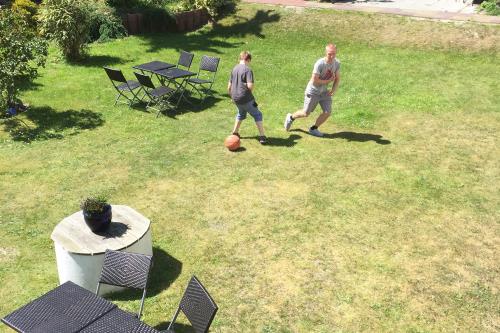 Langeoog Ferienwohnung Haus Apollonia - Blick in den Garten