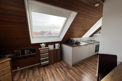 Langeoog Ferienwohnung Haus Apollonia - Wohnung 6 - Wohnung 6 Küchenzeile 