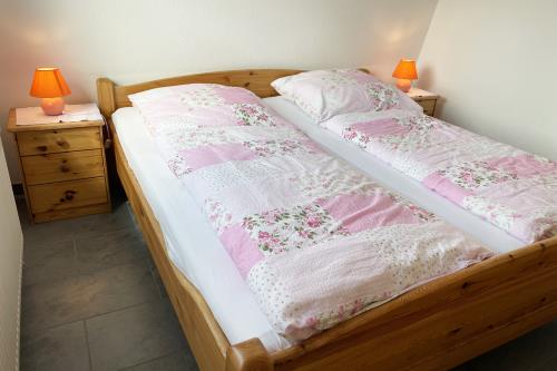 Langeoog Ferienwohnung Haus Krasniqi - 1 - Schlafzimmer 1