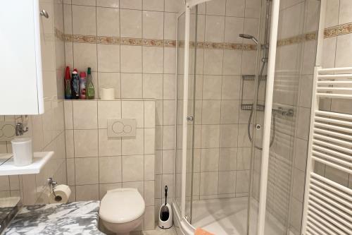 Langeoog Ferienwohnung Haus Krasniqi - 3 - Badezimmer