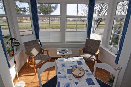 Langeoog Ferienwohnung Haus Numrich - Whg. 5 - Wohn- und Essbereich