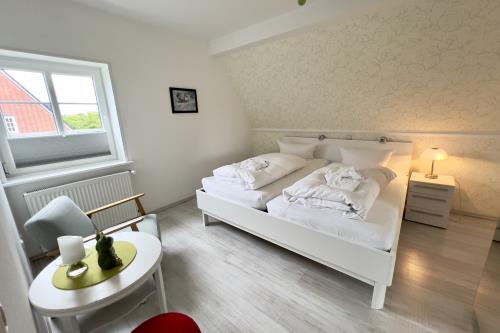 Langeoog Ferienwohnung Haus Strandnah - OG - Schlafzimmer 2 OG