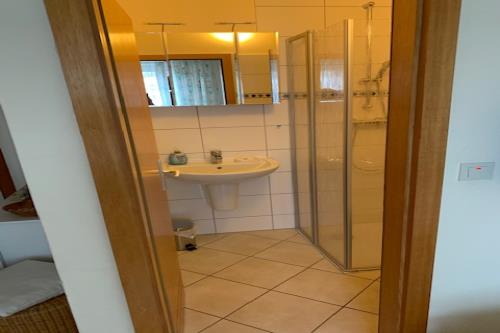 Langeoog Pension Haus Wilhelmine - EZ-5 - Ausstattung 1