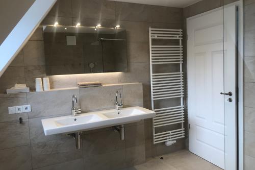 Langeoog Ferienhaus HeerenHuus - Badezimmer