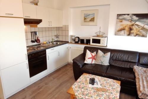 Langeoog Ferienwohnung Im Hasenwinkel - Seestern Küche/Esszimmer