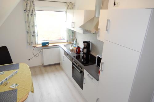 Langeoog Ferienwohnung Im Hasenwinkel - Sturmmöwe - Sturmmöwe Küche/Esszimmer