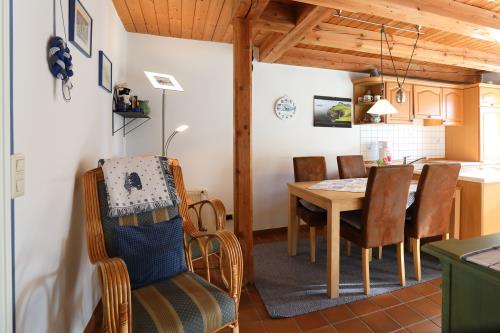 Langeoog Ferienwohnung Insulanerhaus Lüttje Pad 1 Solten Wind  - M 02 - Wohnküche
