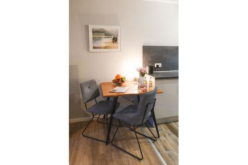 Langeoog Ferienwohnung Kleen Füürtoorn - Essbereich