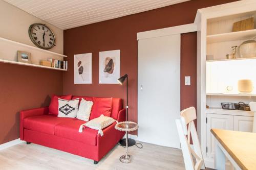 Langeoog Ferienwohnung Vermietung am Meer – Langeooger Viermaster - Rotes Segel - Ausstattung 1
