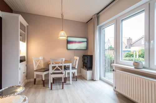 Langeoog Ferienwohnung Vermietung am Meer – Langeooger Viermaster - Rotes Segel - Ausstattung 3