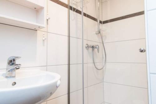 Langeoog Ferienwohnung Vermietung am Meer – Langeooger Viermaster - Rotes Segel - Ausstattung 9