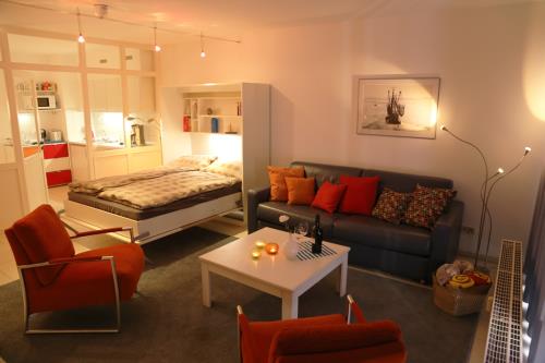 Langeoog Ferienwohnung Langeooger Jahreszeiten -  Studio: geöffnetes Klappbett