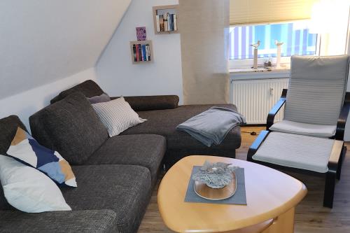 Langeoog Ferienwohnung Muschelsöker - KREBS & KRABBE - Wohnzimmer KRABBE