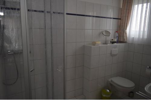 Langeoog Pension Haus Anneliese - Bad Zimmer 7