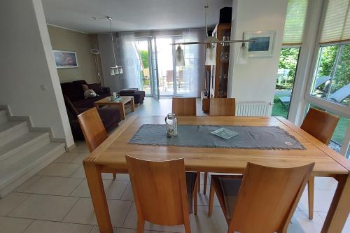 Langeoog Ferienhaus Residenz Inseltraum (Doppelhaushälfte) - Großzügiger Wohn- Essbereich