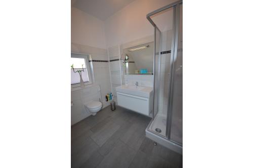 Langeoog Ferienhaus Residenz Süderdünenring FH***** - Dorada - Haus Dorada - Bad, 2.OG