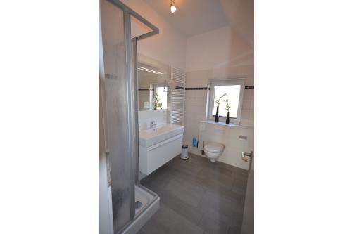 Langeoog Ferienhaus Residenz Süderdünenring FH***** - Lubina - Haus Lubina - Bad, 2.OG