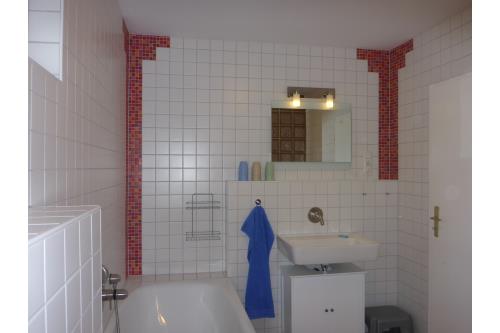 Langeoog Ferienhaus Schimmelreiter - Großzügiges Bad mit Fußbodenheizung