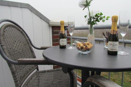 Langeoog Ferienhaus Strandvilla An´t Dünen - Haus 2 - Balkon im Dachgeschoss