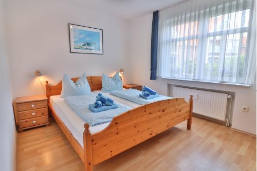 Langeoog Ferienwohnung Vermietung am Meer – Strandvogt - Whg. 1 - Schlafzimmer