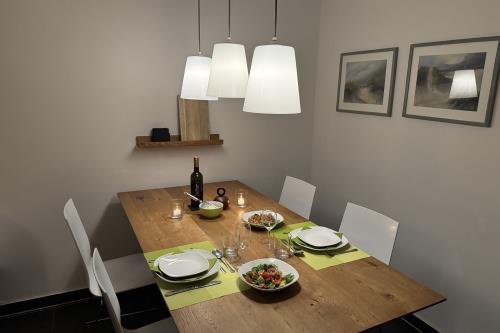 Langeoog Ferienhaus Us Langeoog - Haus Karla - Essbereich im Wohnzimmer