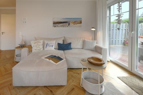 Langeoog Ferienwohnung Zimt & Zucker - Sofa