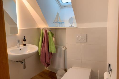 Langeoog Ferienwohnung Deck 2 - Bad DG