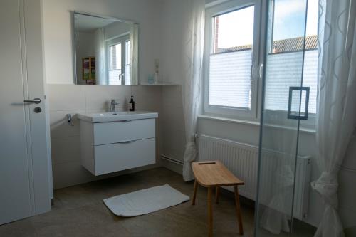 Langeoog Ferienwohnung Deck 2 - Bad, unten