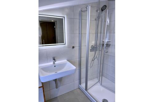 Langeoog Ferienwohnung Haus Döring - Bad 2 Dusche