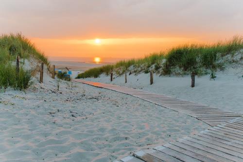 Langeoog Ferienwohnungen Friesenschiff - Strand von Langeoog