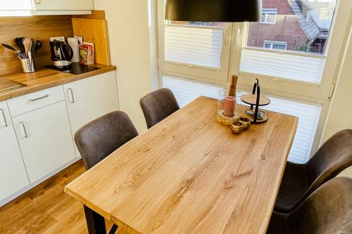 Langeoog Ferienwohnungen Friesenschiff - Flet Twa - Wohn- Essbereich