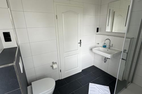 Langeoog Ferienwohnung Haus Hoogelucht - Trientje - Fewo Trientje - Zweites Badezimmer