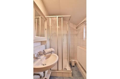 Langeoog Ferienwohnung Vermietung am Meer – Haus Seedüvel - Seedüvelchen - Badezimmer