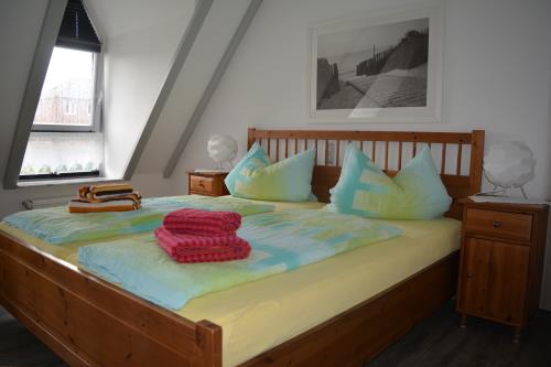 Spiekeroog Ferienhaus Austernfischer II 2a - 1 - Elternschlafzimmer