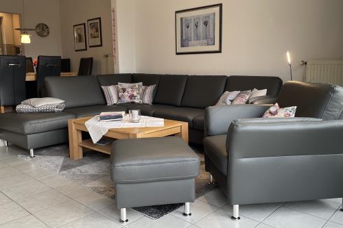 Spiekeroog Ferienhaus Austernfischer II, Wohnung 3 - Wohnzimmer