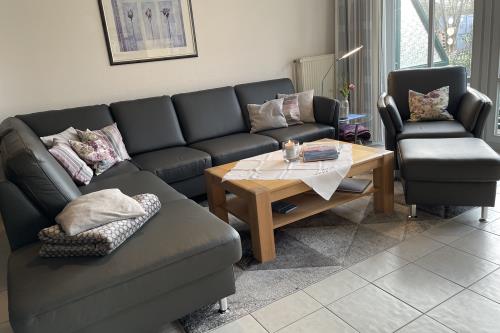 Spiekeroog Ferienhaus Austernfischer II, Wohnung 3 - Erdgeschoss gefliest