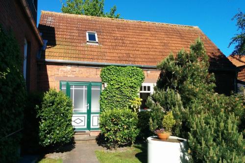 Spiekeroog Ferienwohnung Efeuhaus - Wohnung 2 - Eingang Wohnung 2 im ruhigen Hinterhaus