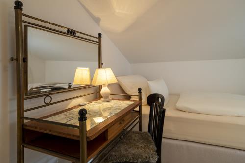 Spiekeroog Ferienwohnung Fam. Hönig - Nord - Schlafzimmer EG