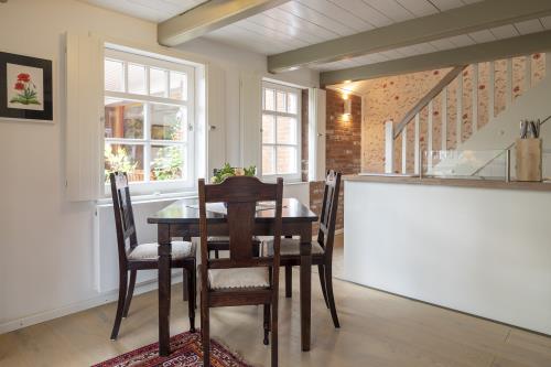 Spiekeroog Ferienwohnung Fam. Hönig - Süd - Esstisch